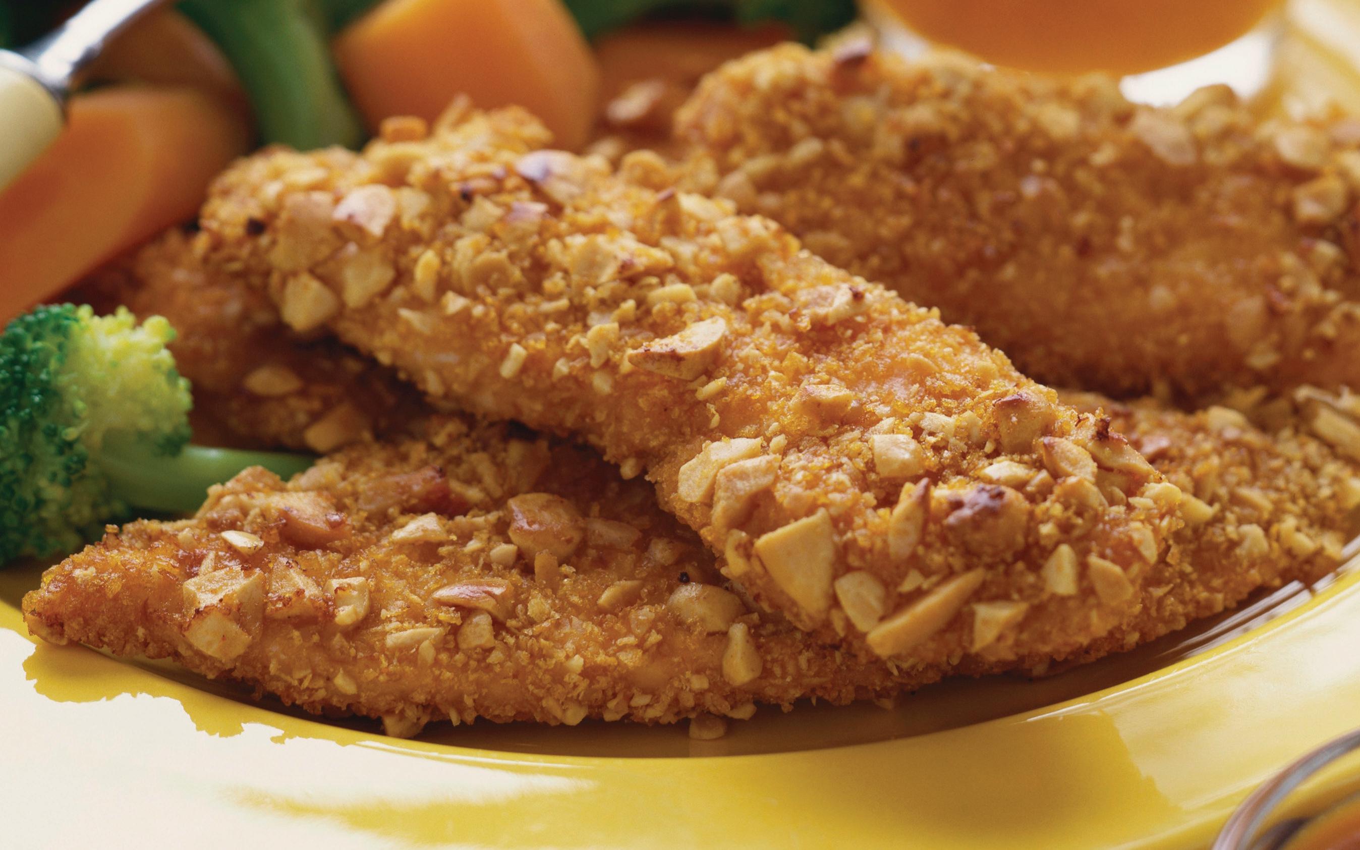 Low Calorie Almond Crusted Chicken Finger
